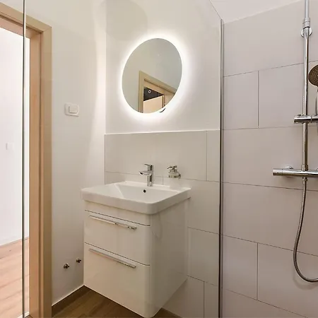 3 Bedroom Cozy In Holiday home *